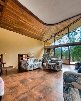 Casa Naranja en Cerro Azul