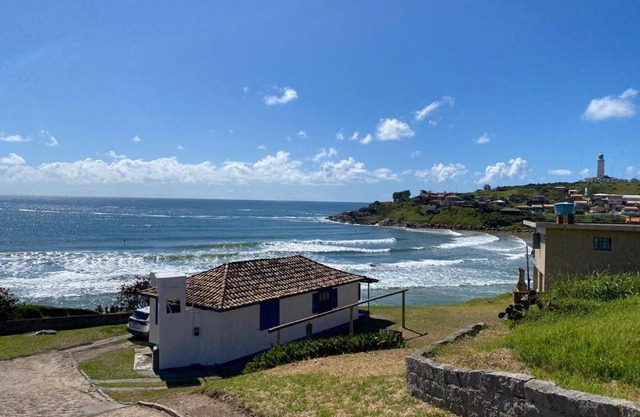 Casa no Farol com acesso exclusivo à Prainha