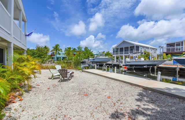 Casa Palma – Canalfront 3BR Home w/Dock, Pet Friendly, Near Looe Key Reef