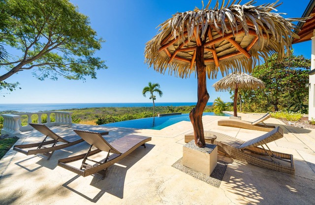 Casa Panorámica-360 Degrees of pristine Ocean & Mountain views