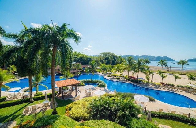Casa Patron 6 bdr Private Home With Pool and Game Room