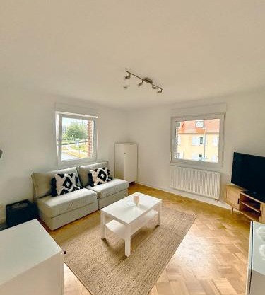 Casa Rossa - Apartment - neu renoviert - Nähe Frankfurt