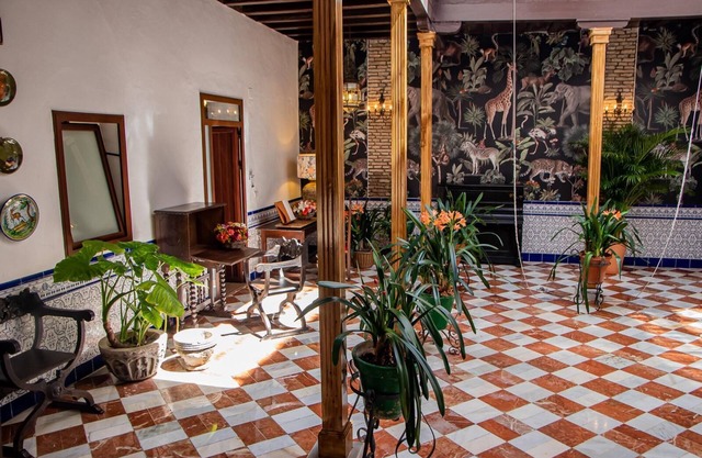 Casa Señorial Sevillana .piedra Chica