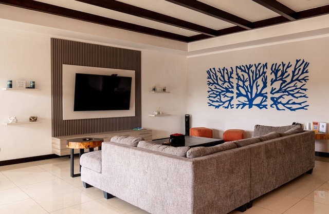 Casa Tua - Newly Renovated condo Carao T2-1 Reserva Conchal