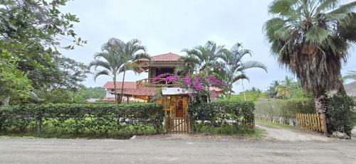 Casa vacacional Playa y Campo familiar