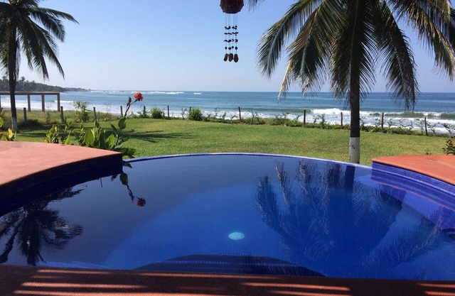 Casa Vista Mar @ Playa La Saladita, Oceanfront, Infinity Pool, World-Class Surf