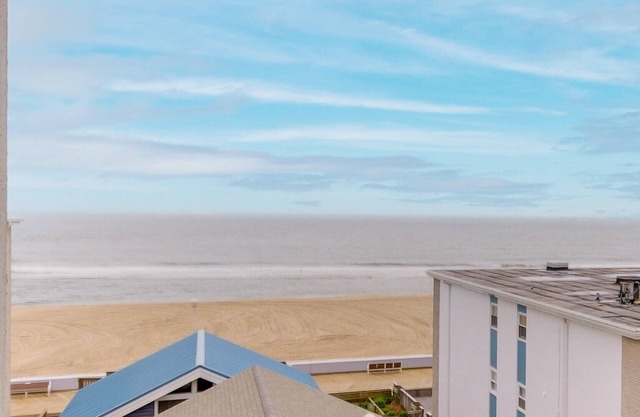 Casablanca Oceanside Inn