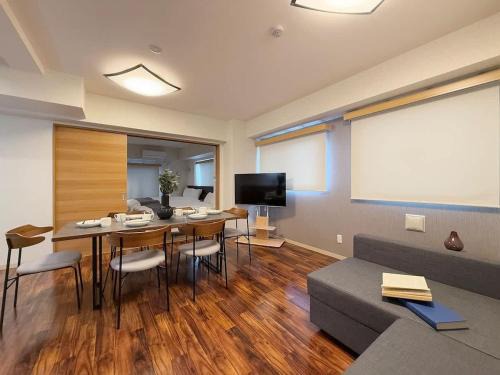 Casaen by b hotel - Secure 1BR Apt with Dining & Living Space