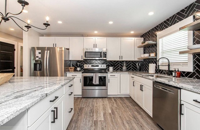 Cash Rd · Spacious 4 Bedroom Home w/Game Room & Deck
