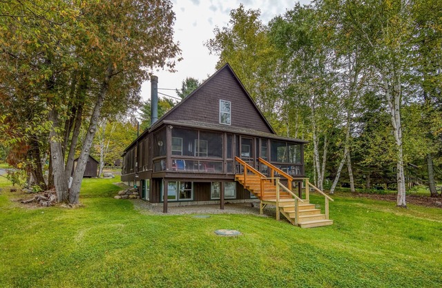 Casino - Cabin in the Barker Loop Cottage with it's own private, sandy beach!