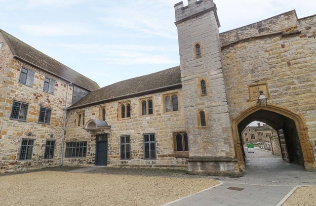 CASTLE HOUSE, family friendly in Taunton