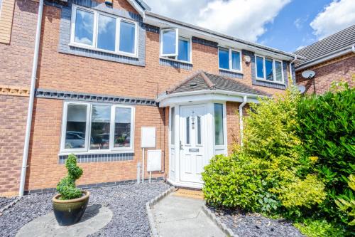 Central 3BR House - free parking - fast WI-FI - long stay