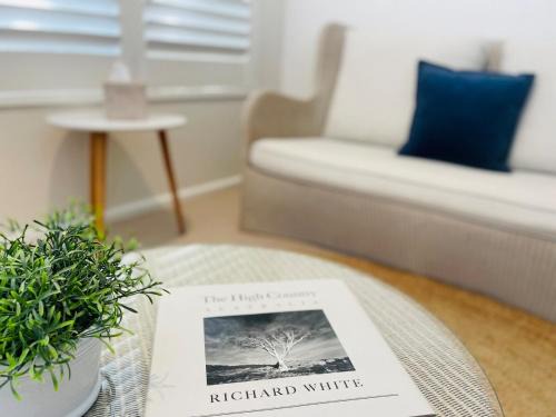 Central apartment in Bowral