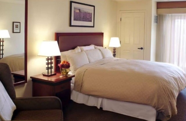 Central Bay Area Retreat Minutes from Wine Country | Room w/Kitchen