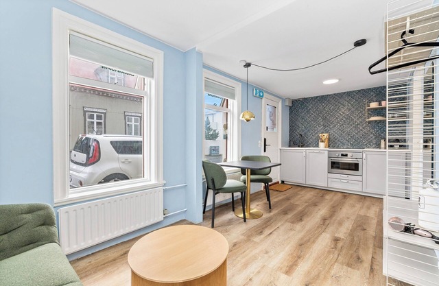 Central studio apartment