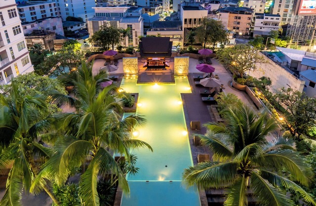 Century Park Hotel