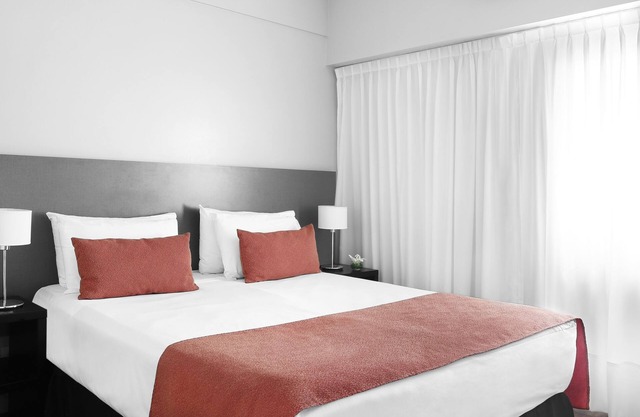 CH Recoleta Suites
