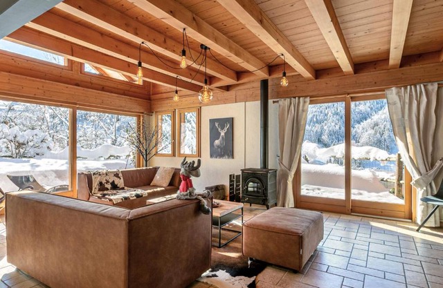 Chalet 4 Étoiles 13 Pers. à La Clusaz - Grande Terrasse, Garage, WIFI, Arrêt Skibus à Proximité - FR-1-437-81