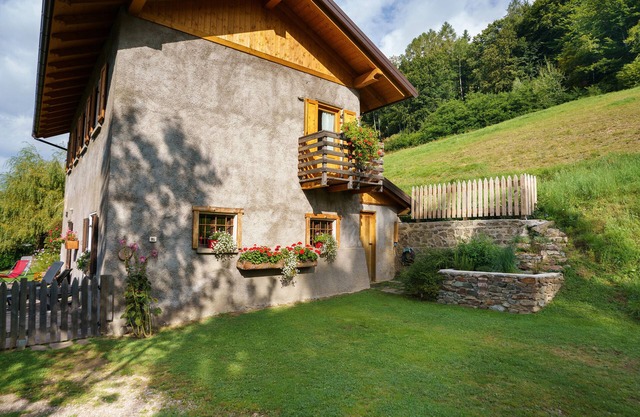 Chalet 'Baita Angomà' with Mountain View and Private Garden