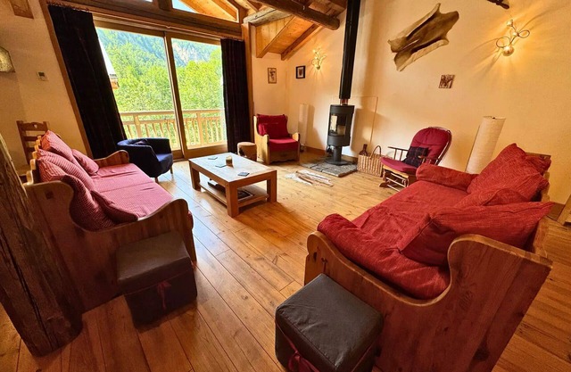 Chalet Chardons - Authentic chalet near the 3 Valleys