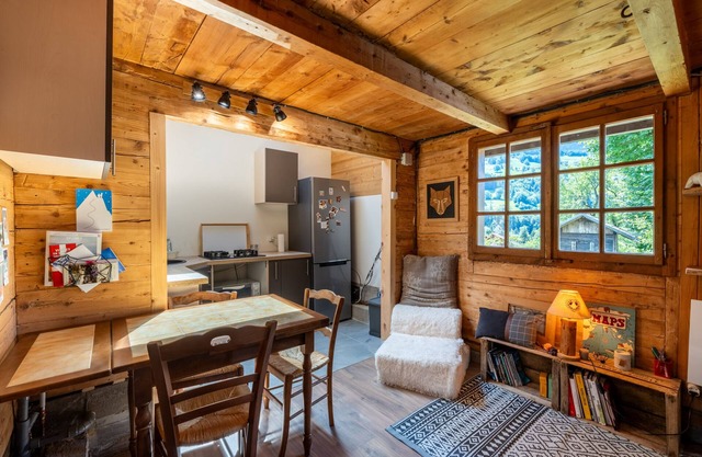 Chalet-Comfort-Ensuite with Bath