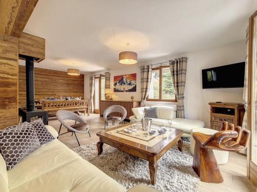 Chalet de standing spacieux avec terrasse et babyfoot - FR-1-344-1186