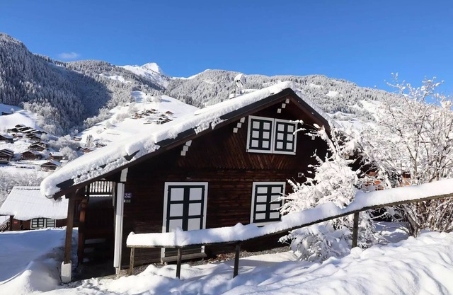 Chalet - Functional family chalet for 8/9 pers. 5 min. from the village centre