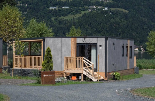 Chalet with 2 bedrooms and a terrace with private whirlpool