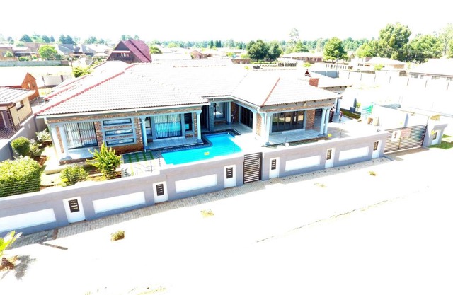 Charis View Guest House