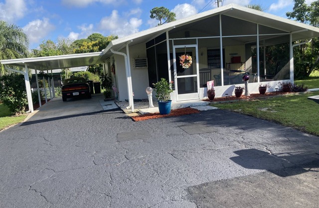 CHARLOTTE HARBOR BUNGALOW