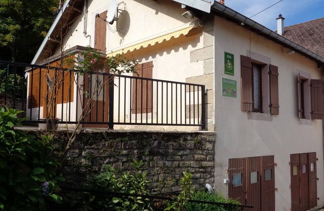 Charming house in Fougerolles, perfect for spa visitors