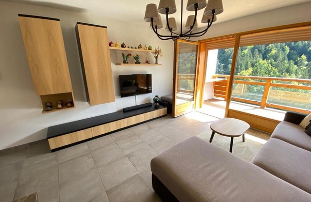 Charmant appart 2 ch + coin nuit, balcon sud, garage, près de La Clusaz et commerces, St Jean de Sixt - FR-1-459-195