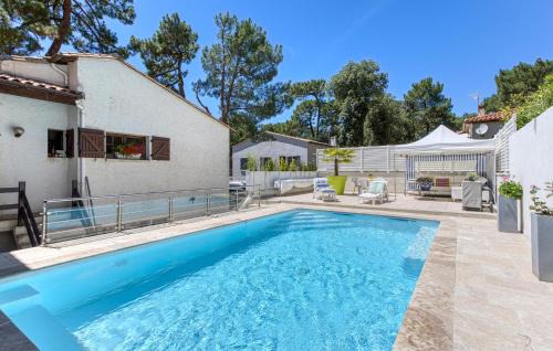 Charmante Maison Avec Piscine