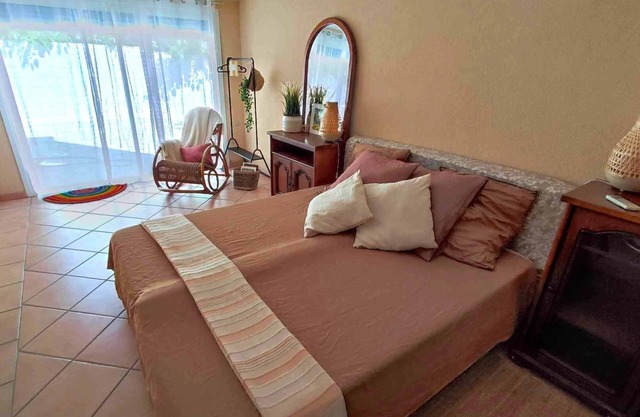 Charmante Suite Avec Jacuzzi au Calme