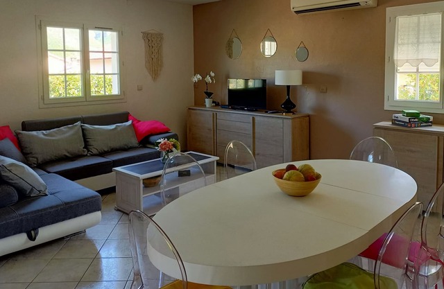 Charmante Villa Avec Piscine Aguessac - 5mn de la Rivière - Millau - sud Aveyron