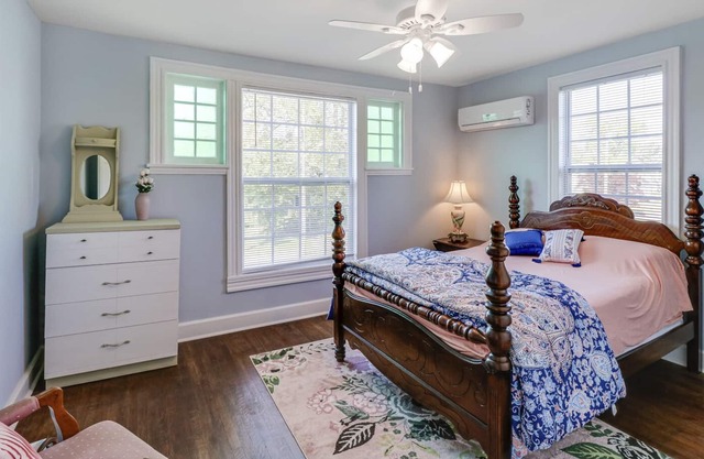 Charmer Base for Eastern Shore Exploration