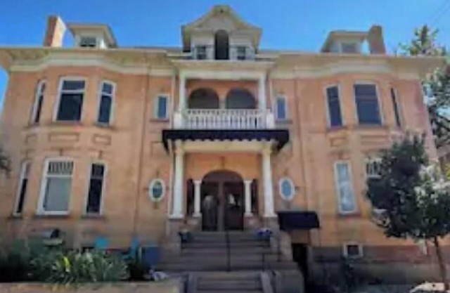 Charming 1-Bedroom condo in City Park West, Denver