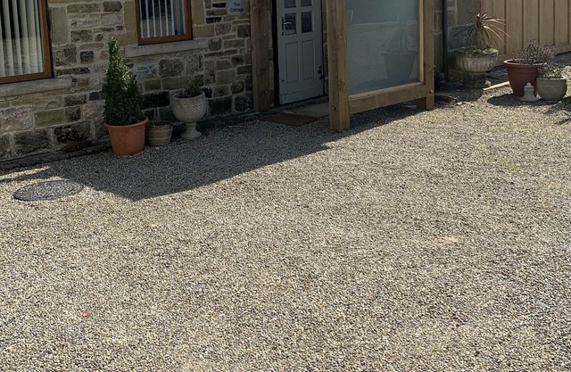 Charming 2-Bed Cottage in Otley