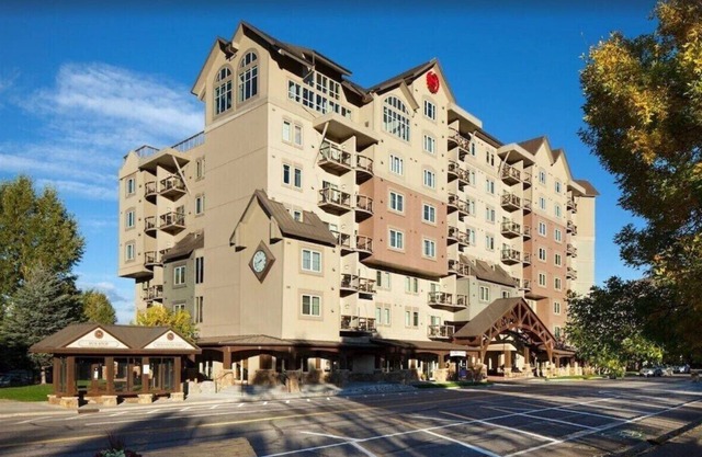 Charming 2-bedroom condo with WiFi, fitness room in brilliant Avon
