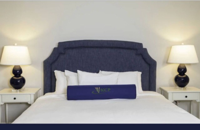 Charming 2-bedroom resort with AC, WiFi in fabulous Williamsburg Come Relax