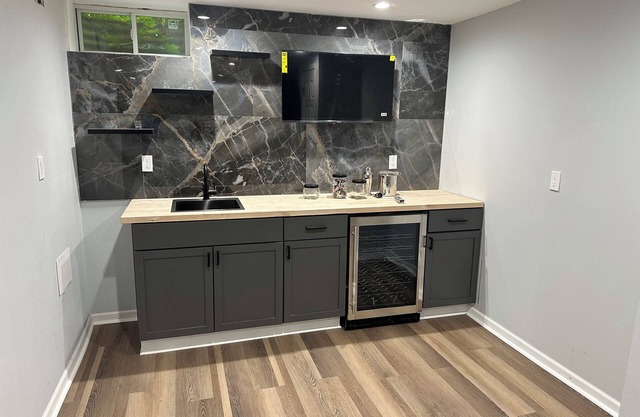 Charming 3-bedroom house in beautiful Milwaukee with WiFi, AC