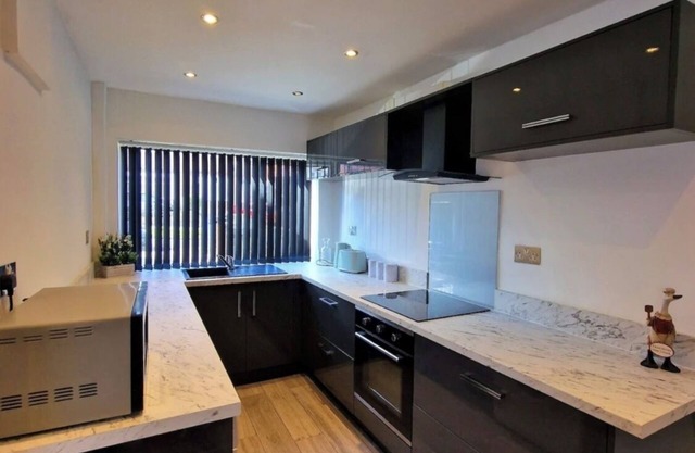 Charming 3 Bedroom House in Sheffield