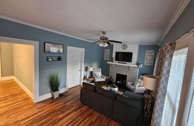 Charming 3-bedroom house with AC, WiFi in terrific Atlanta, Edgewood community