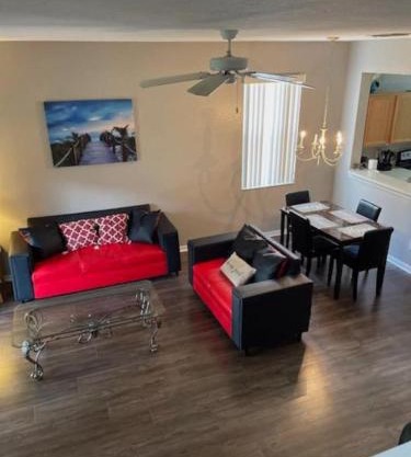 Charming 4 bed 3 bath Townhome