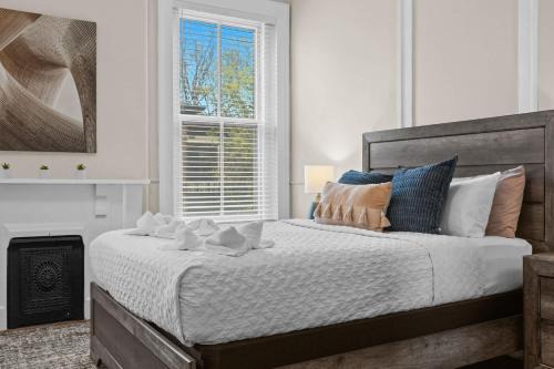 Charming 7BR Home Bourbon Trail & Attractions