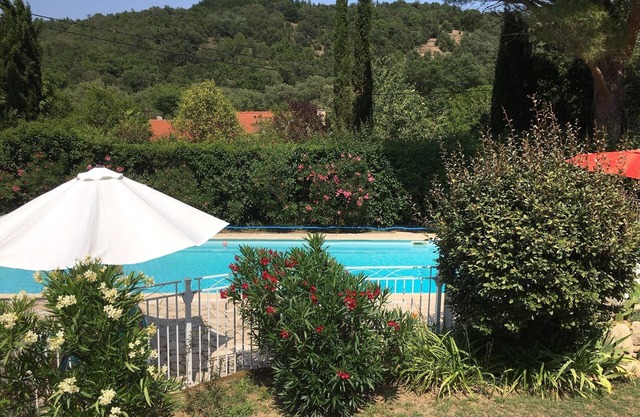 Charming apartment in a tranquil countryside setting where the Pyrenees meet the Mediterranean Sea