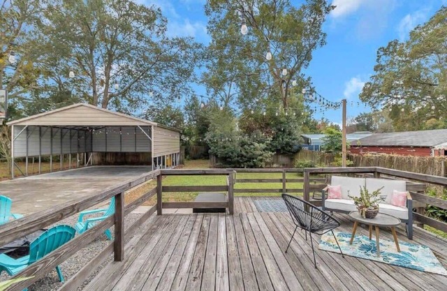 Charming Bungalow - 10min to Downtown