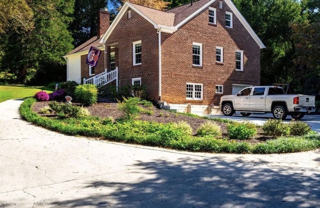 Charming Clemson Home Just One Mile From Campus