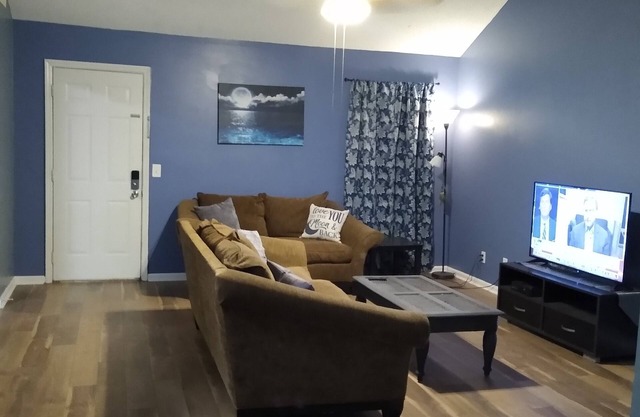 Charming Corporate/short term property all utilities included pet friendly
