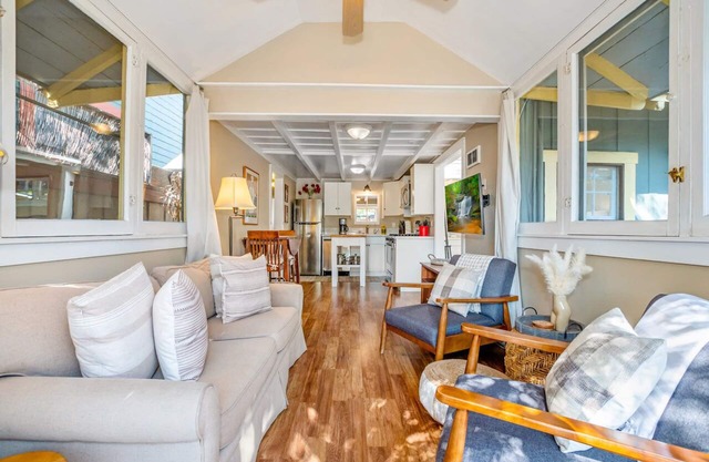 Charming cottage in North Park